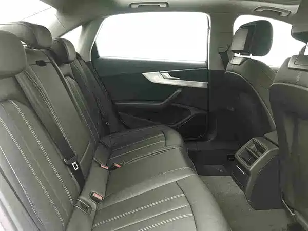 Audi A4L 2024