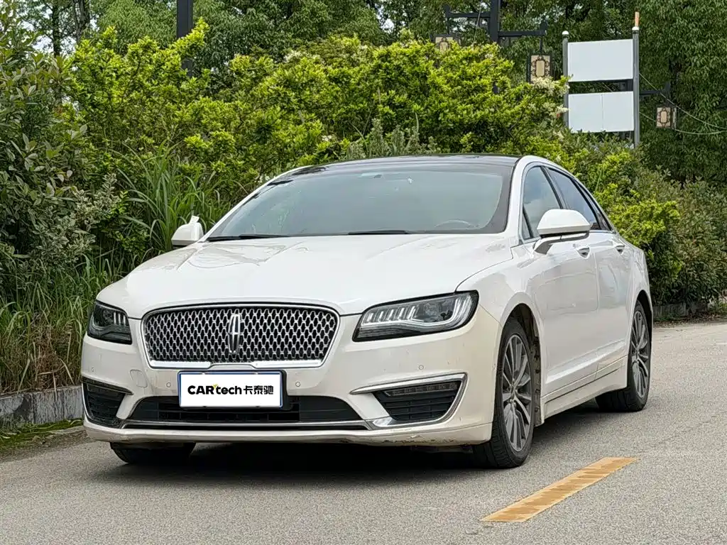 Lincoln MKZ 2021