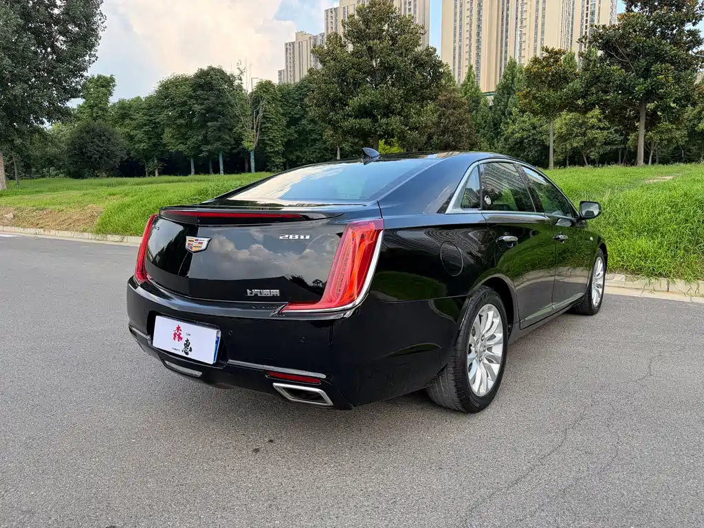 Cadillac XTS 2019 — фото 10