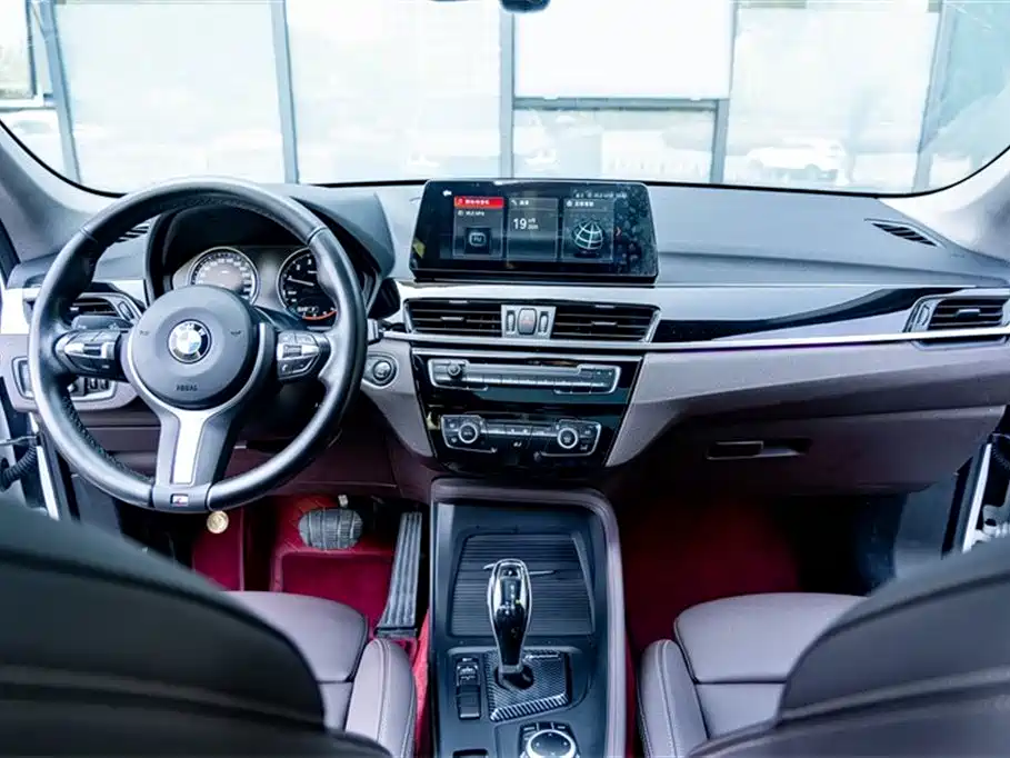 BMW X1 2021 — фото 12
