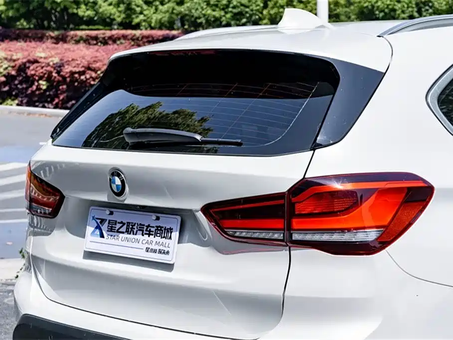 BMW X1 2021 — фото 8