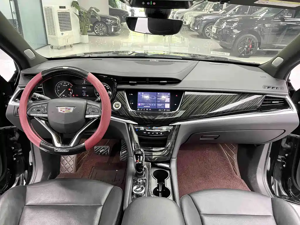 Cadillac XT6 2021 — фото 4