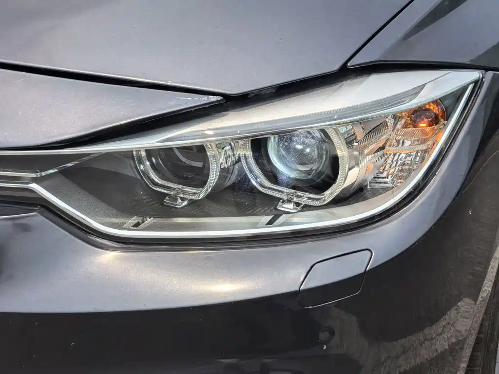 BMW 3 Series 2012 — фото 5