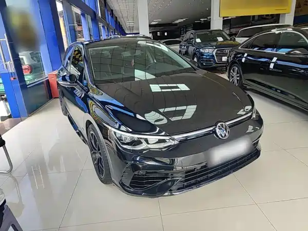 Volkswagen Golf 2023