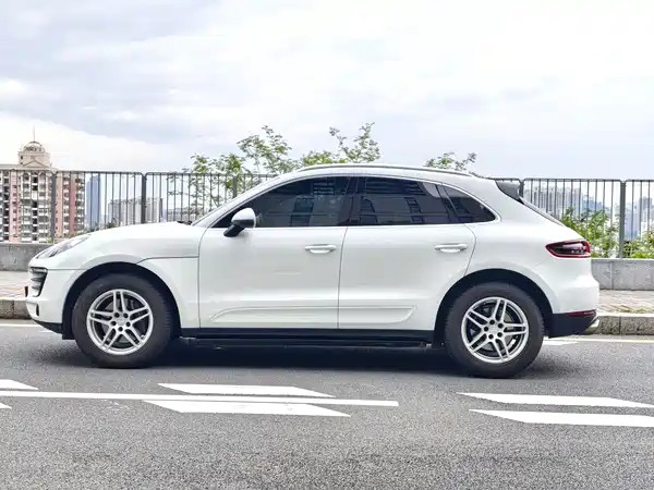 Porsche Macan 2017