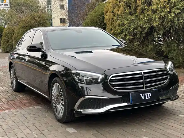 Mercedes-Benz E-Class 2023