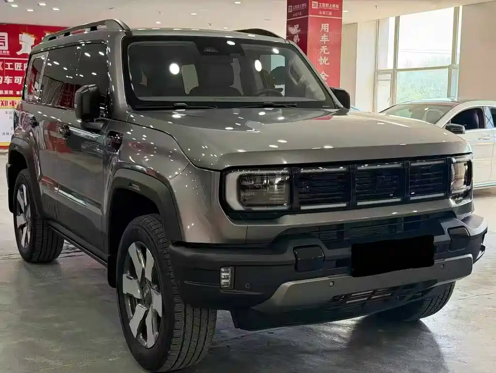 Beijing Off-Road BJ40 EREV 2025