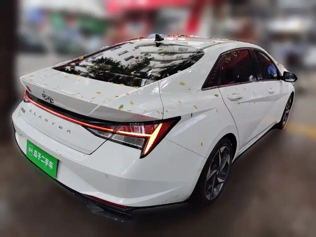 Hyundai Elantra 2023