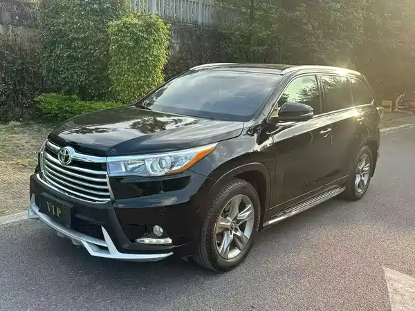 Toyota Highlander 2015