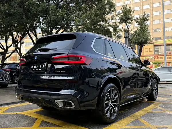 BMW X5 2022