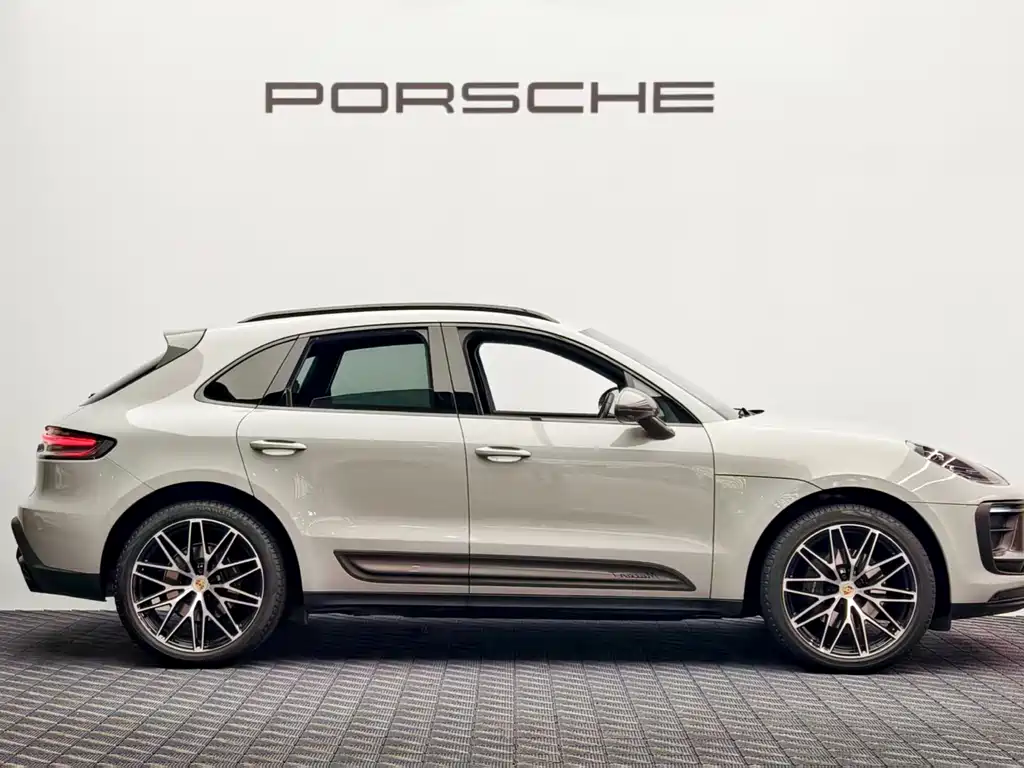 Porsche Macan 2023 — фото 6