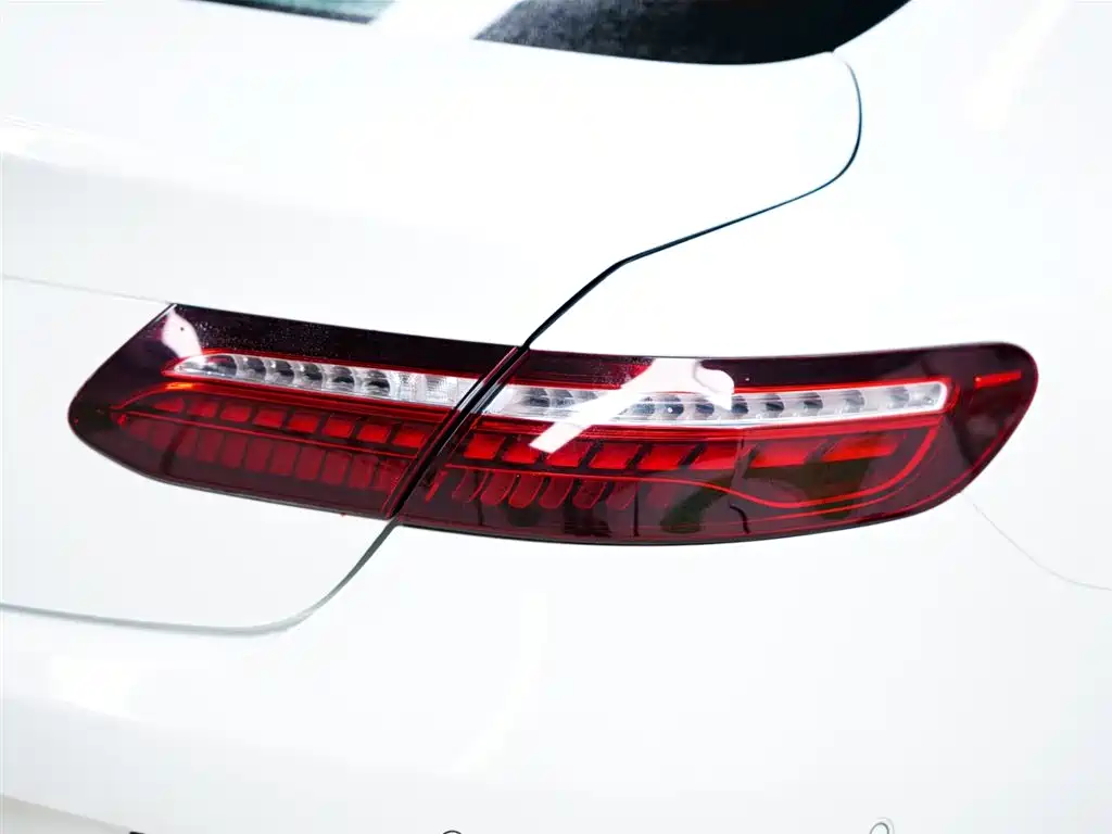Mercedes-Benz E-Class 2024