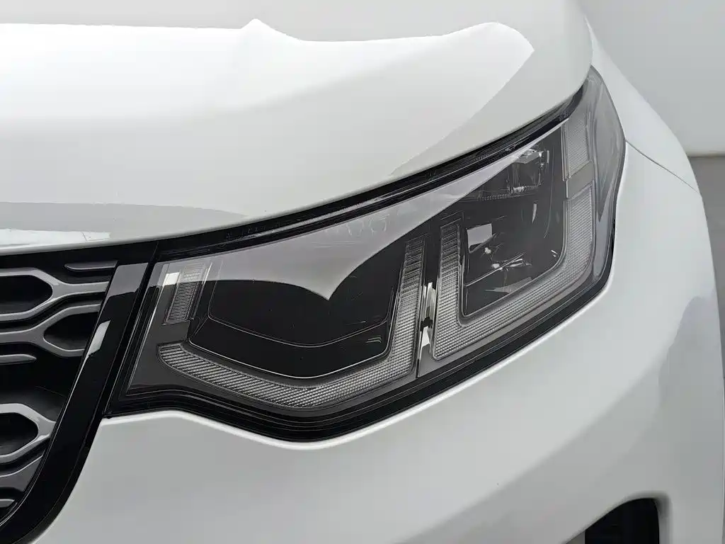 Land Rover Discover New Energy For Sports 2021 — фото 7
