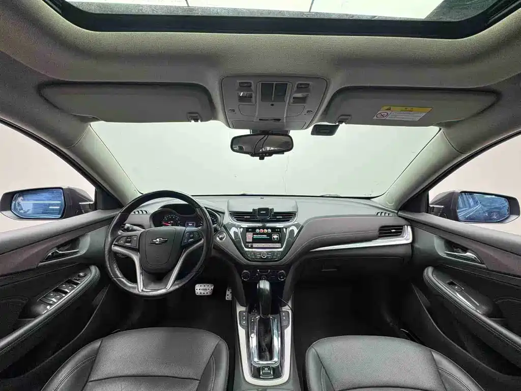 Chevrolet Malibu 2016 — фото 11
