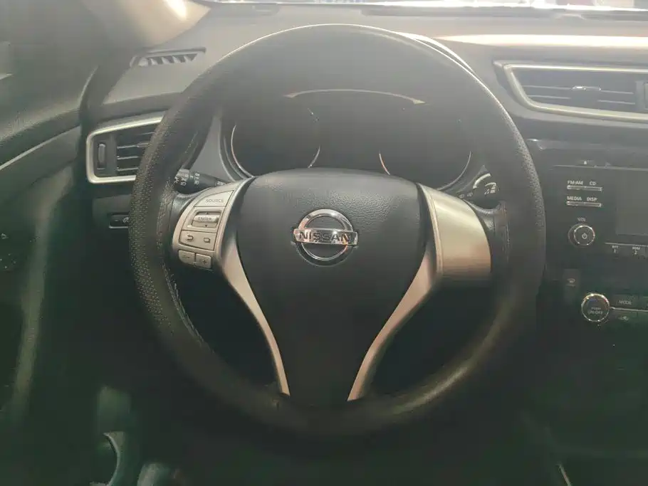 Nissan X-Trail 2017 — фото 15