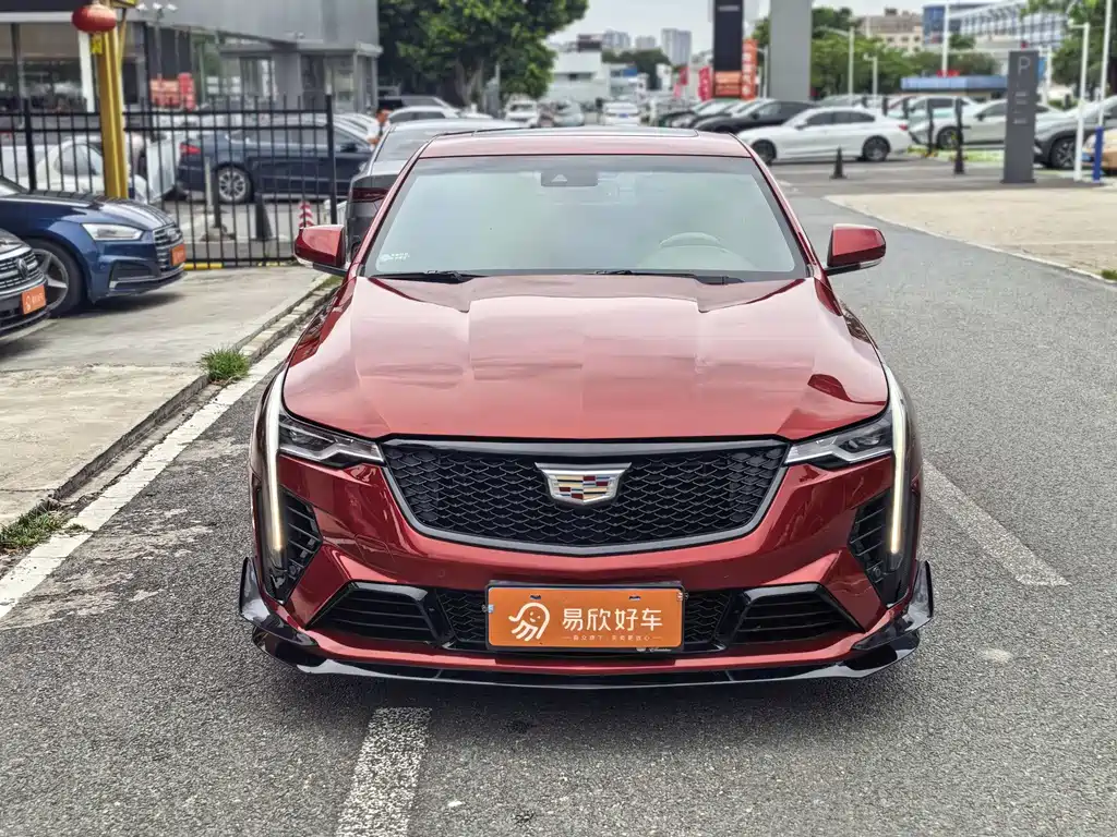 Cadillac CT4 2020 — фото 2