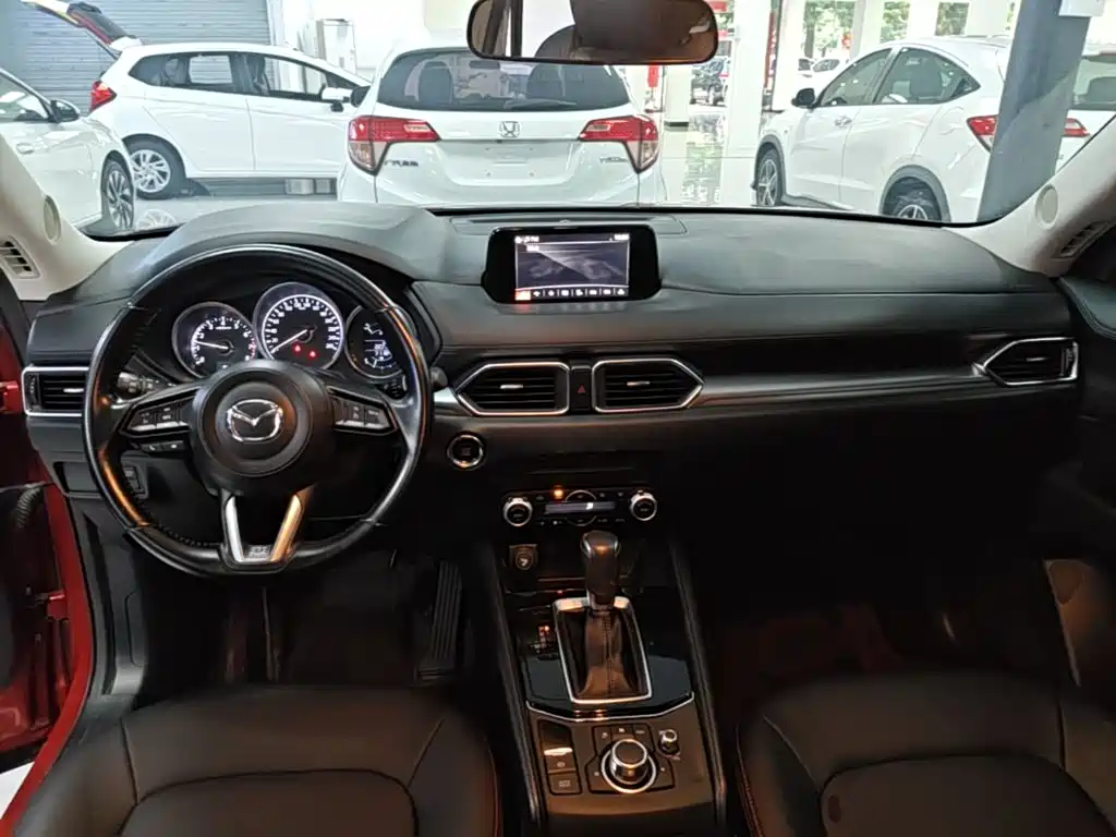 Mazda CX-5 2018 — фото 10