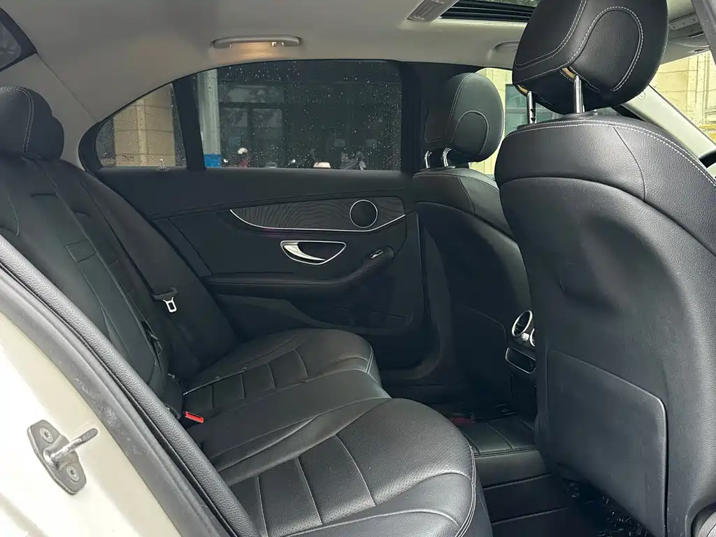 Mercedes-Benz C-Class 2019 — фото 14