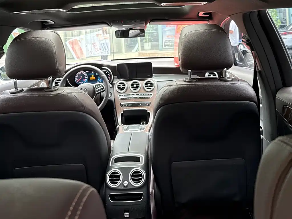 Mercedes-Benz GLC 2019 — фото 18