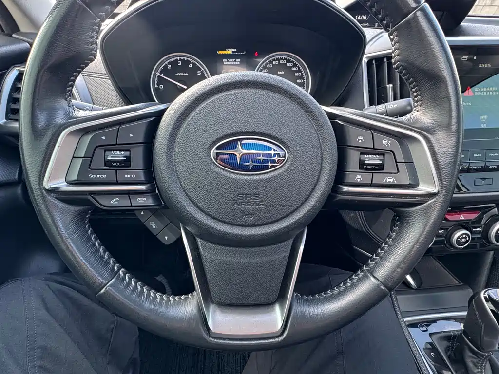 Subaru Forester 2022 — фото 15