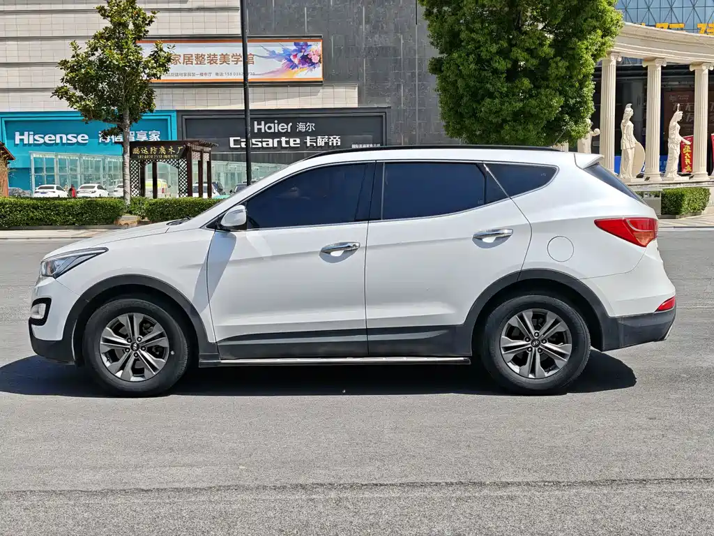 Hyundai Santa Fe 2015 — фото 11