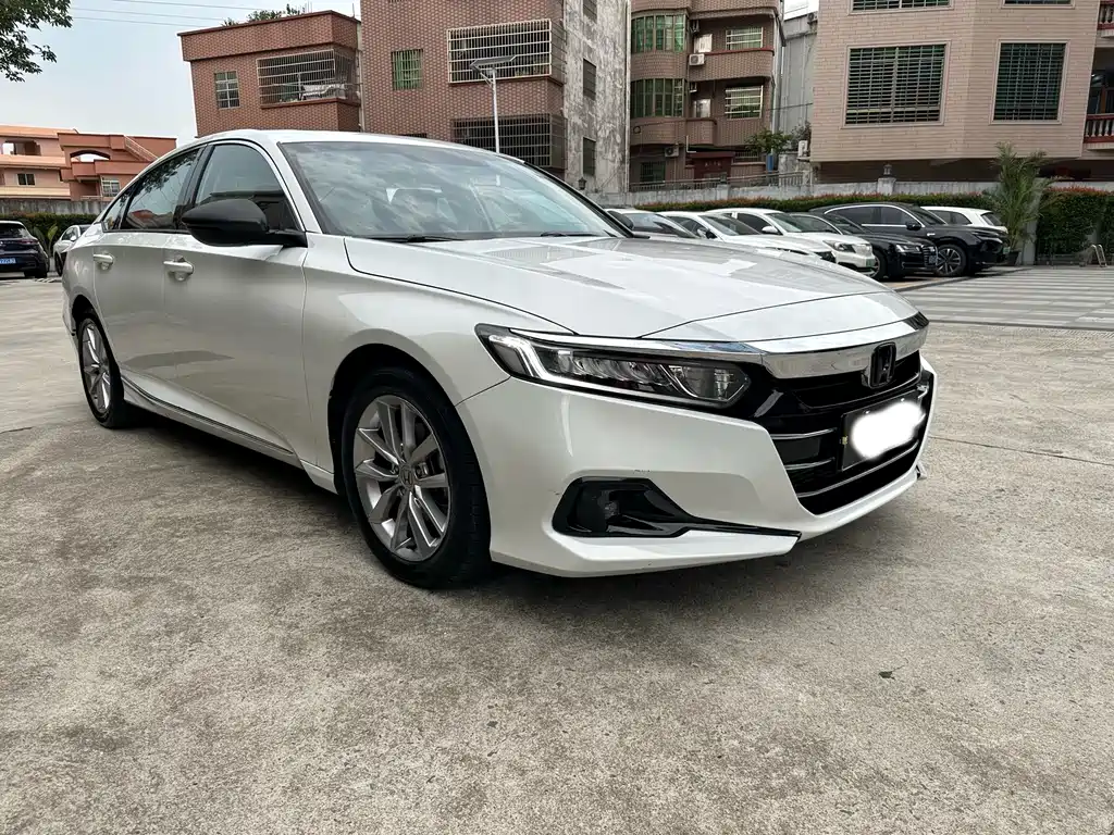 Honda Accord 2022 — фото 2