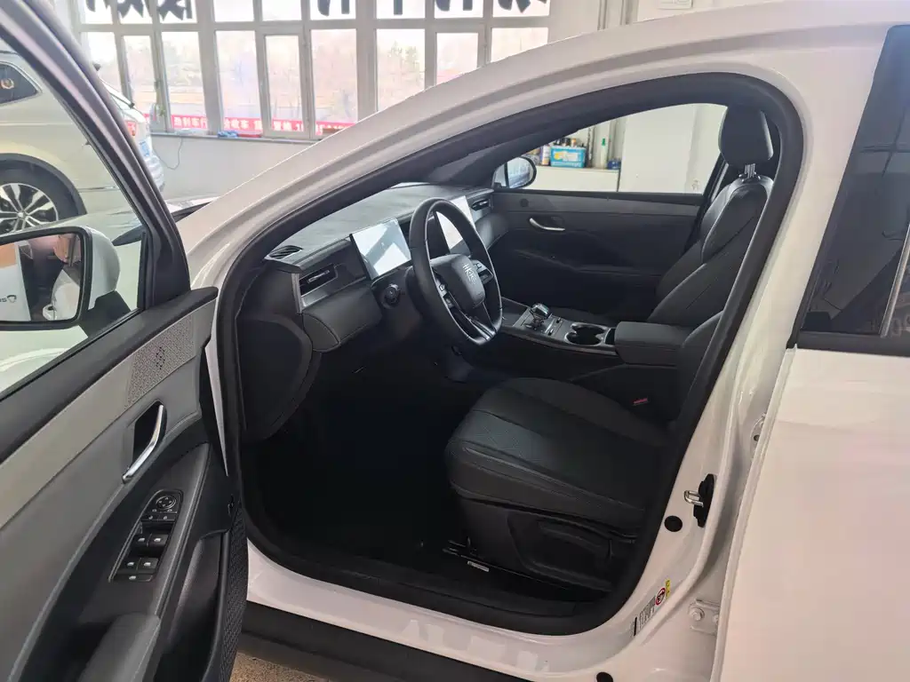BYD Qin PLUS 2025 — фото 7