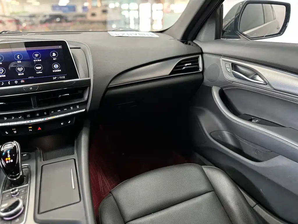 Cadillac CT5 2022 — фото 13