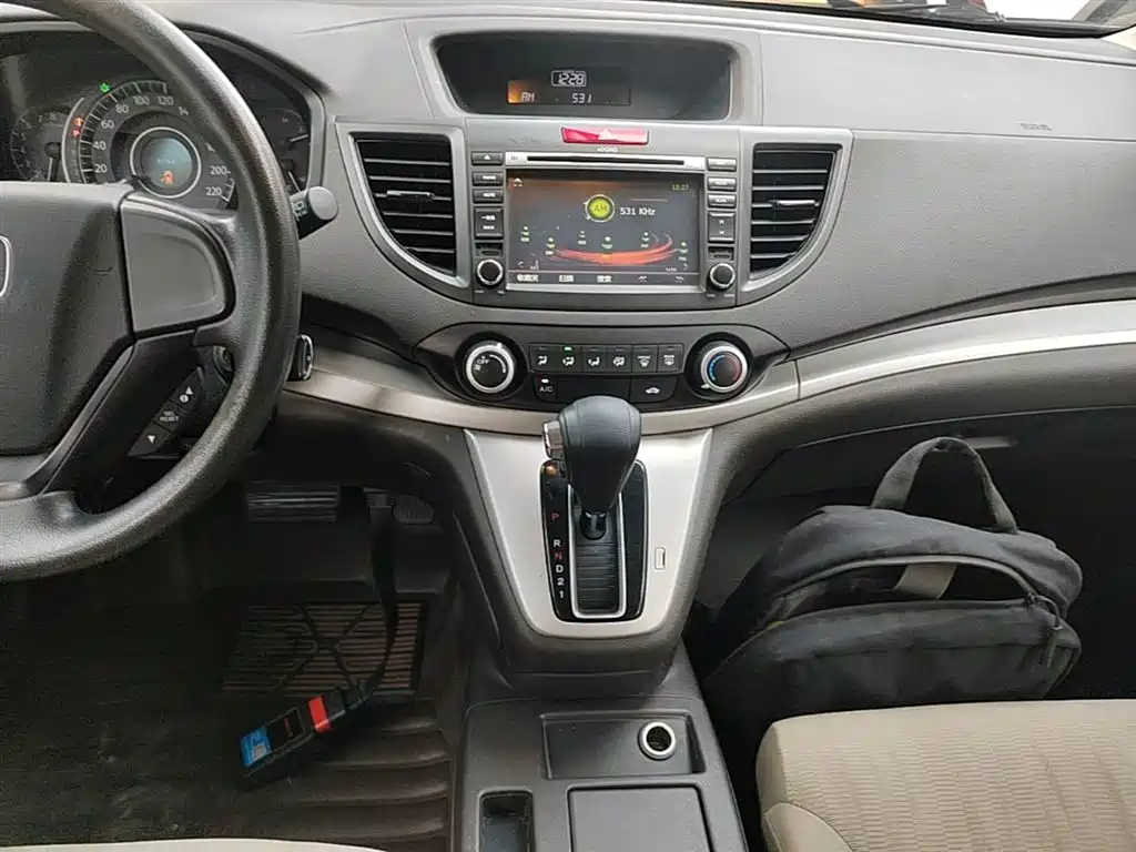 Honda CR-V 2015 — фото 13