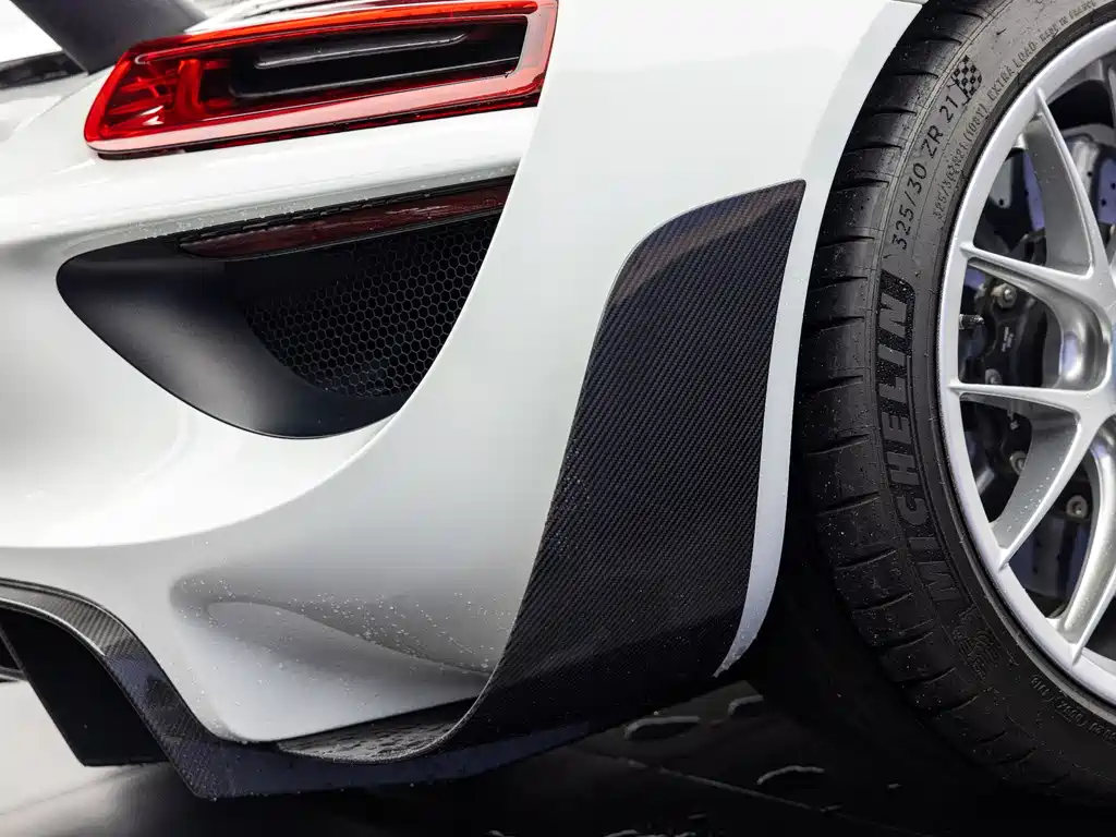 Porsche 918 Spyder 2015 — фото 14