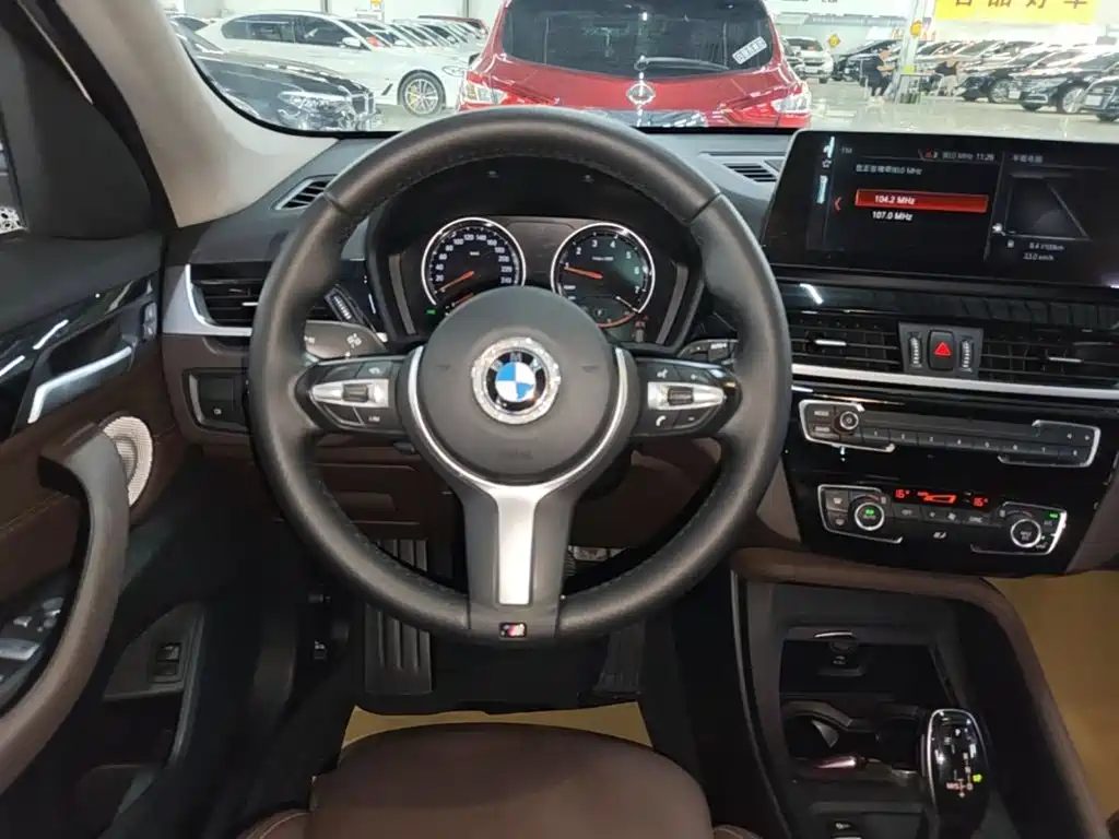 BMW X1 2023 — фото 11