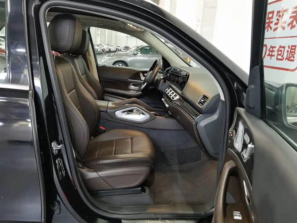 Mercedes-Benz GLE 2020 — фото 23