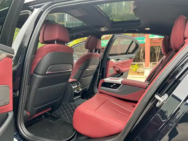 BMW 5 Series 2023