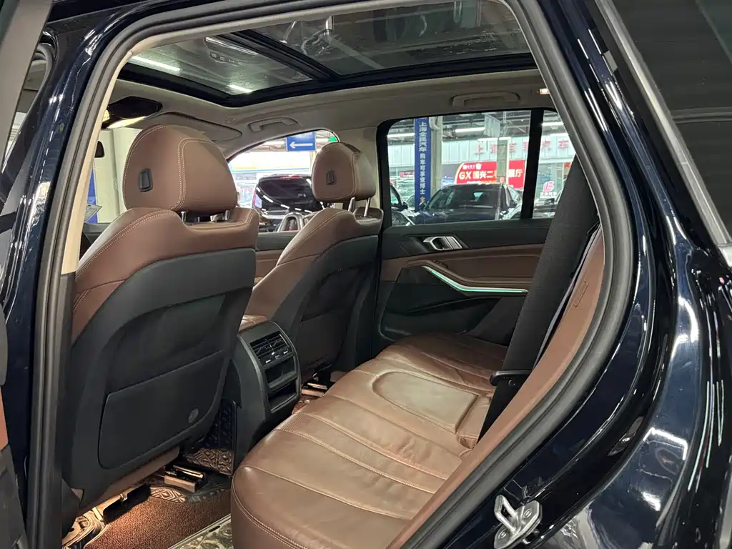 BMW X5 2019 — фото 18