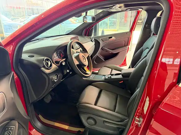 Mercedes-Benz B-Class 2018