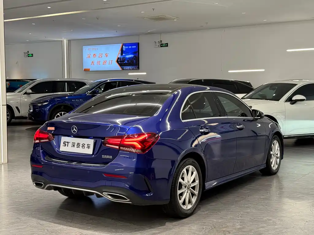 Mercedes-Benz A-Class 2021 — фото 12