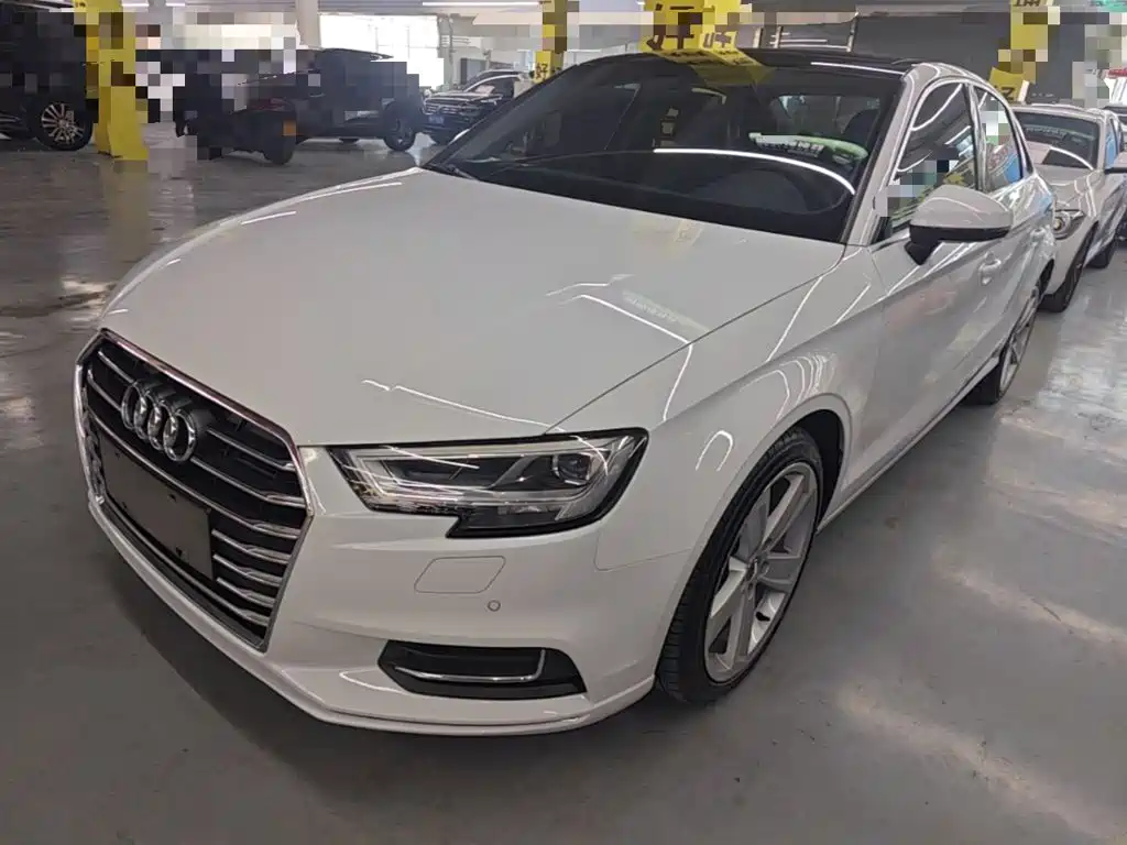 Audi A3 2019 — фото 2
