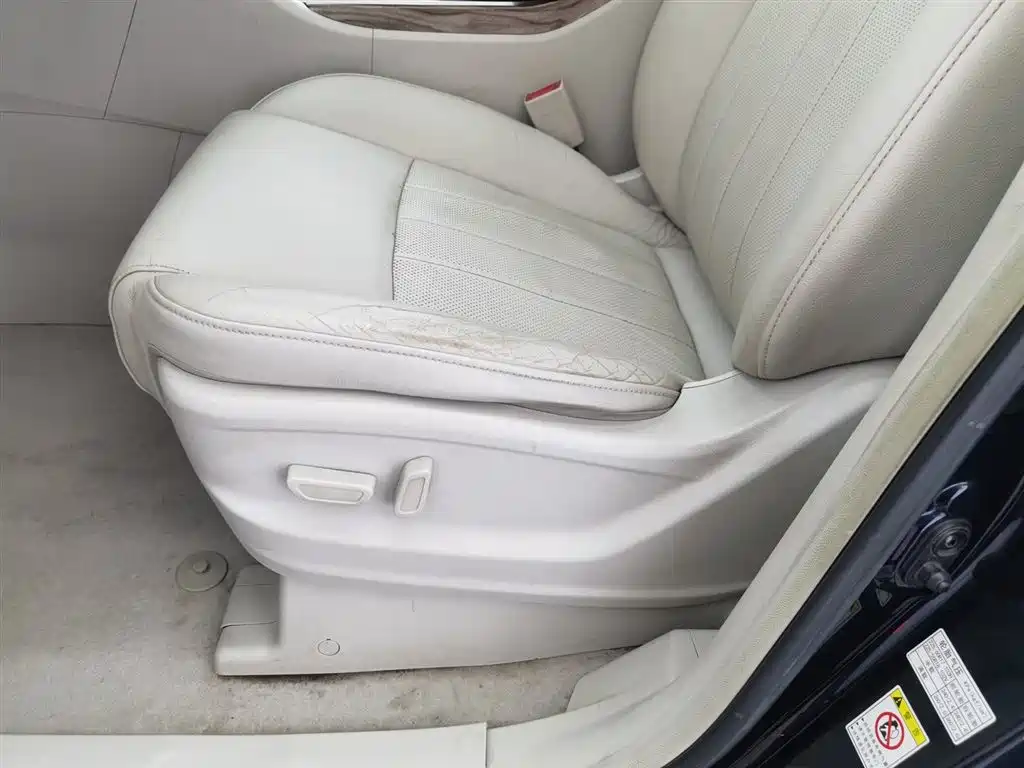 GAC Motor Trumpchi M8 2018 — фото 20