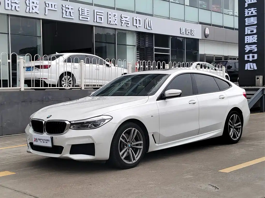 BMW 6 Series GT 2019 — фото 1