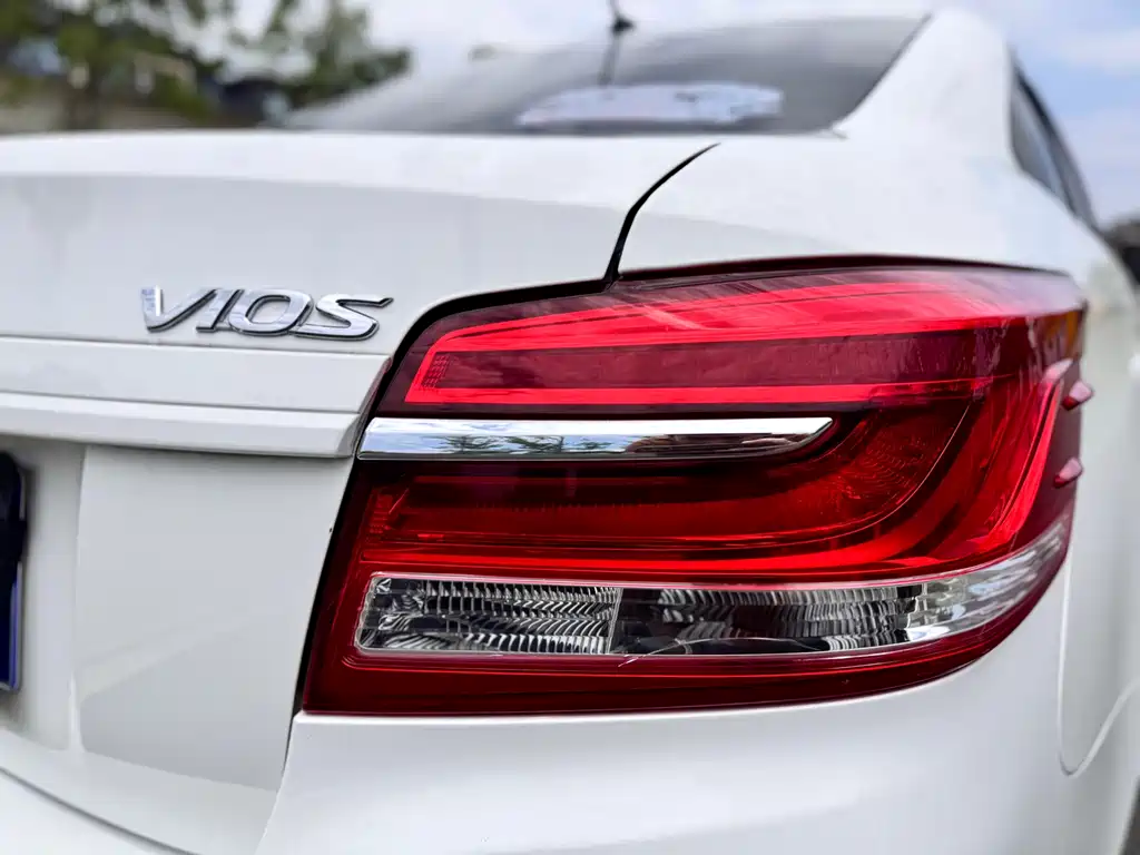 Toyota Vios 2020 — фото 16