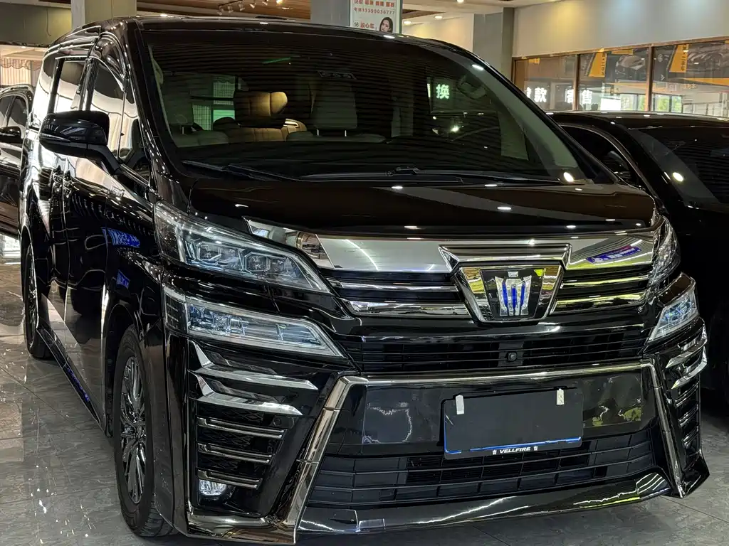 Toyota Vellfire 2021 — фото 3