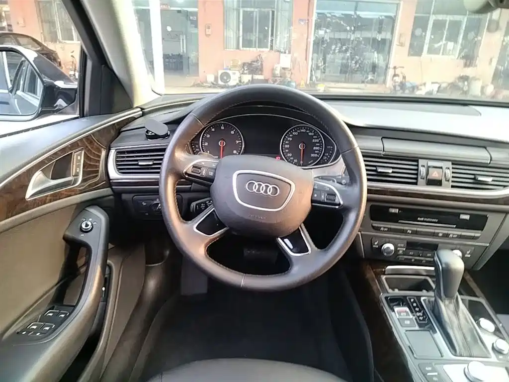 Audi A6L 2017 — фото 11