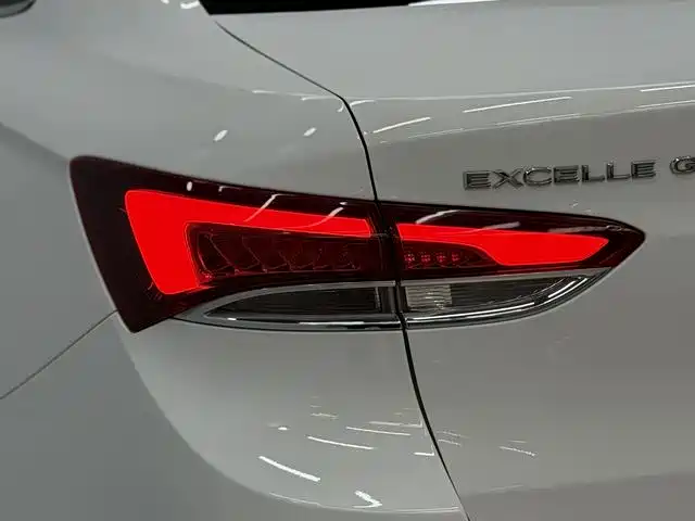 Buick Excelle 2022 — фото 11