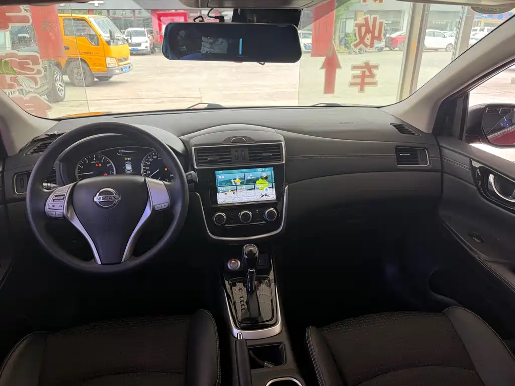 Nissan Tiida 2019 — фото 12