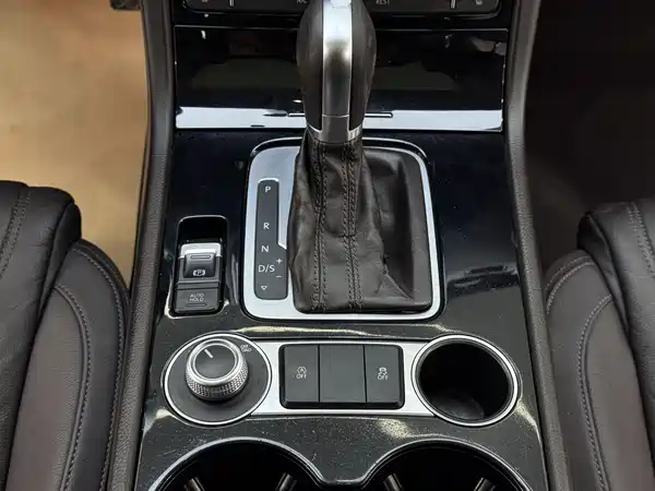 Volkswagen Touareg 2016
