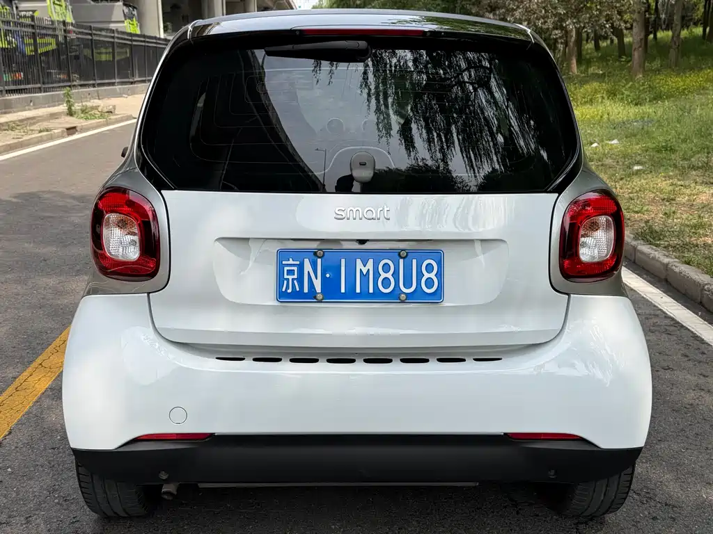 smart Fortwo 2016 — фото 8
