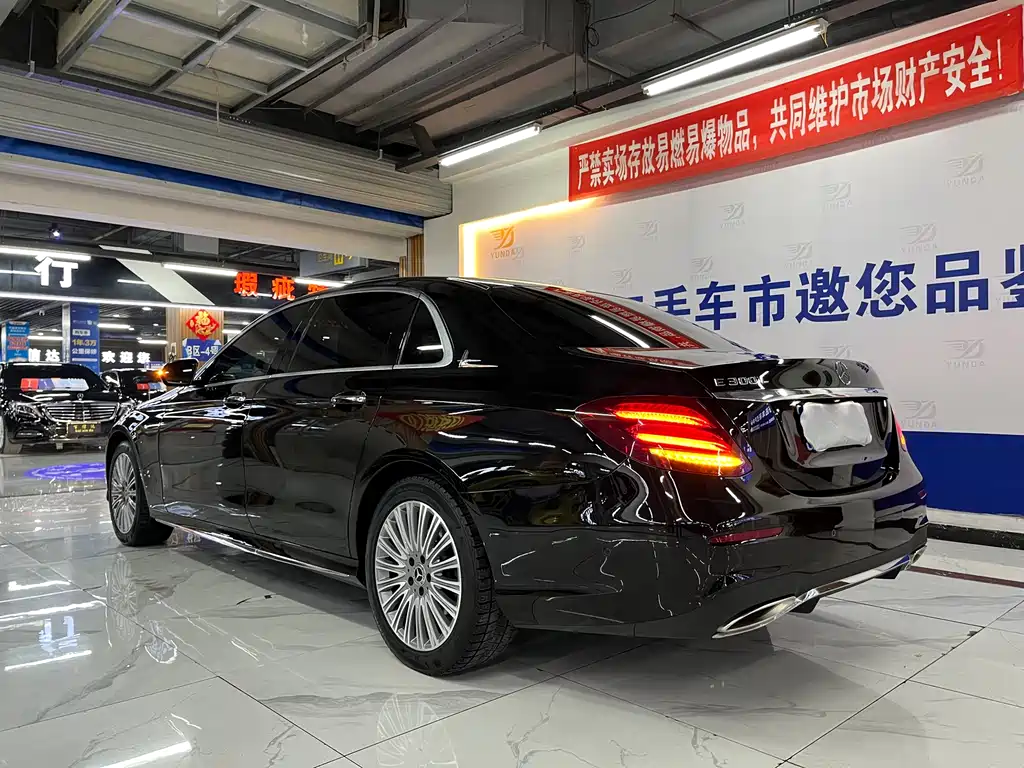 Mercedes-Benz E-Class 2019 — фото 3