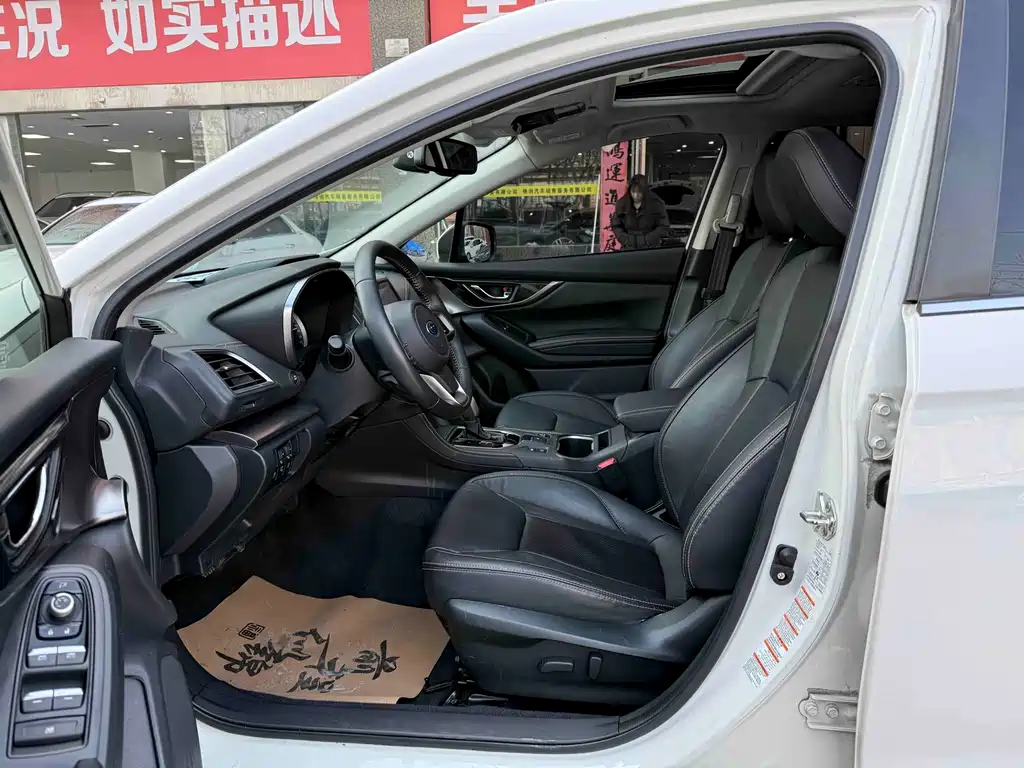 Subaru XV 2018 — фото 11