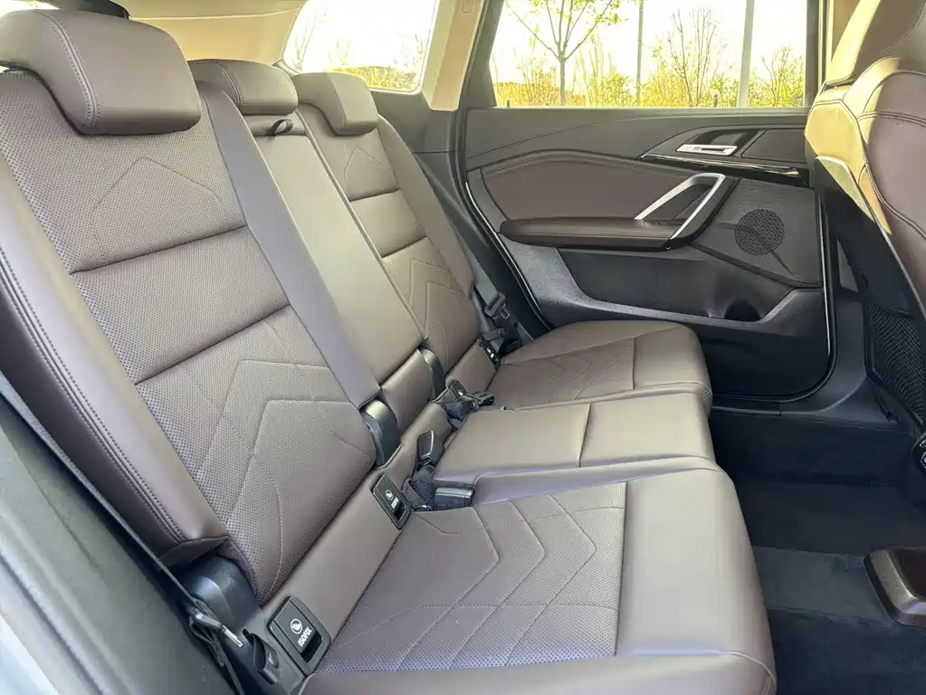 BMW X1 2023 — фото 11