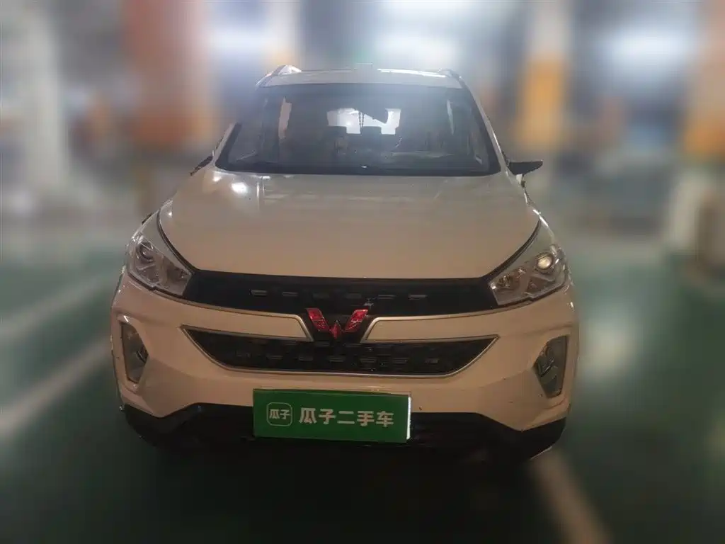 Wuling Hongguang S3 2018 — фото 24